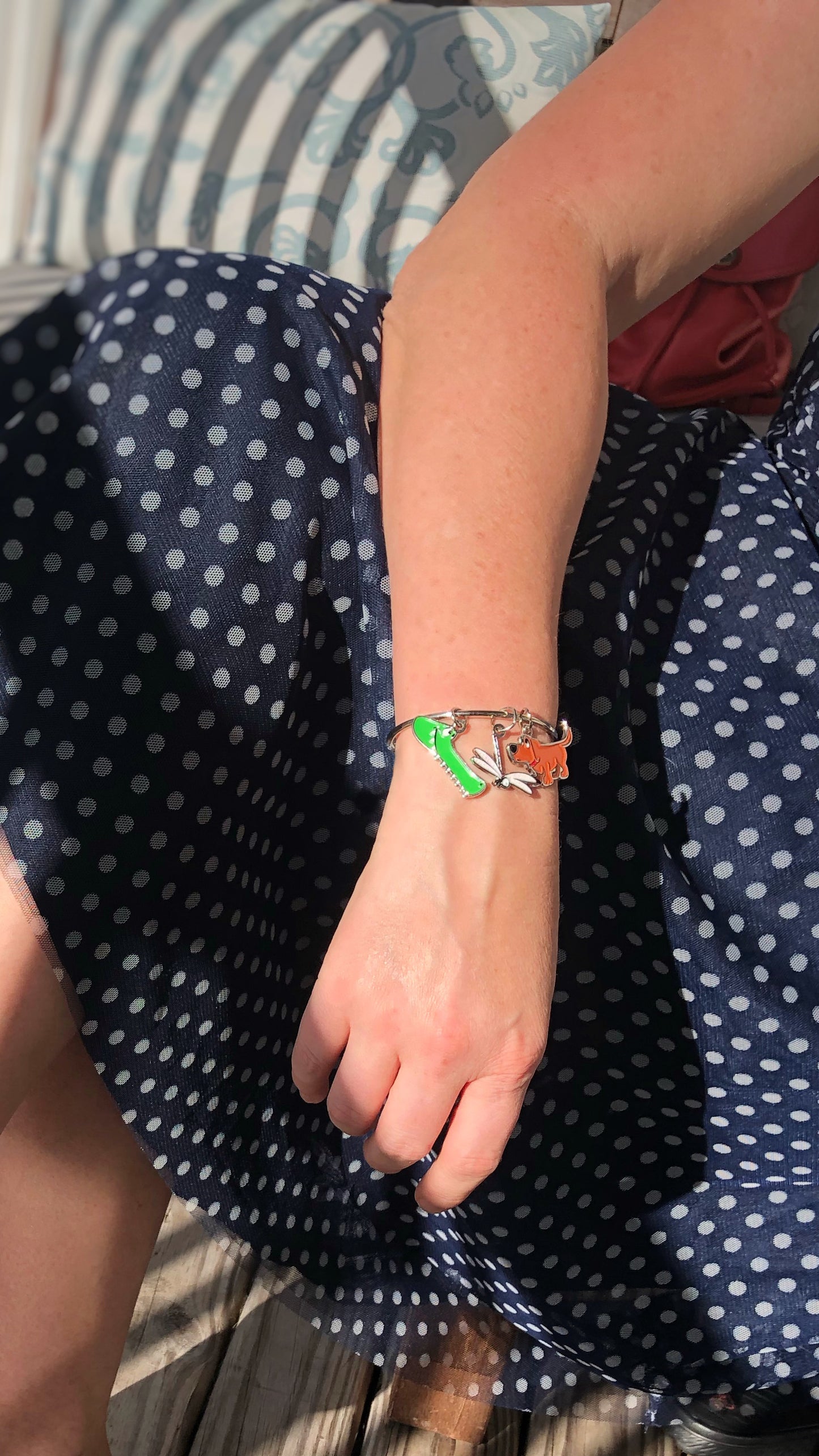 Busy Bee charm - Friends Along The Way by Rob Kaz