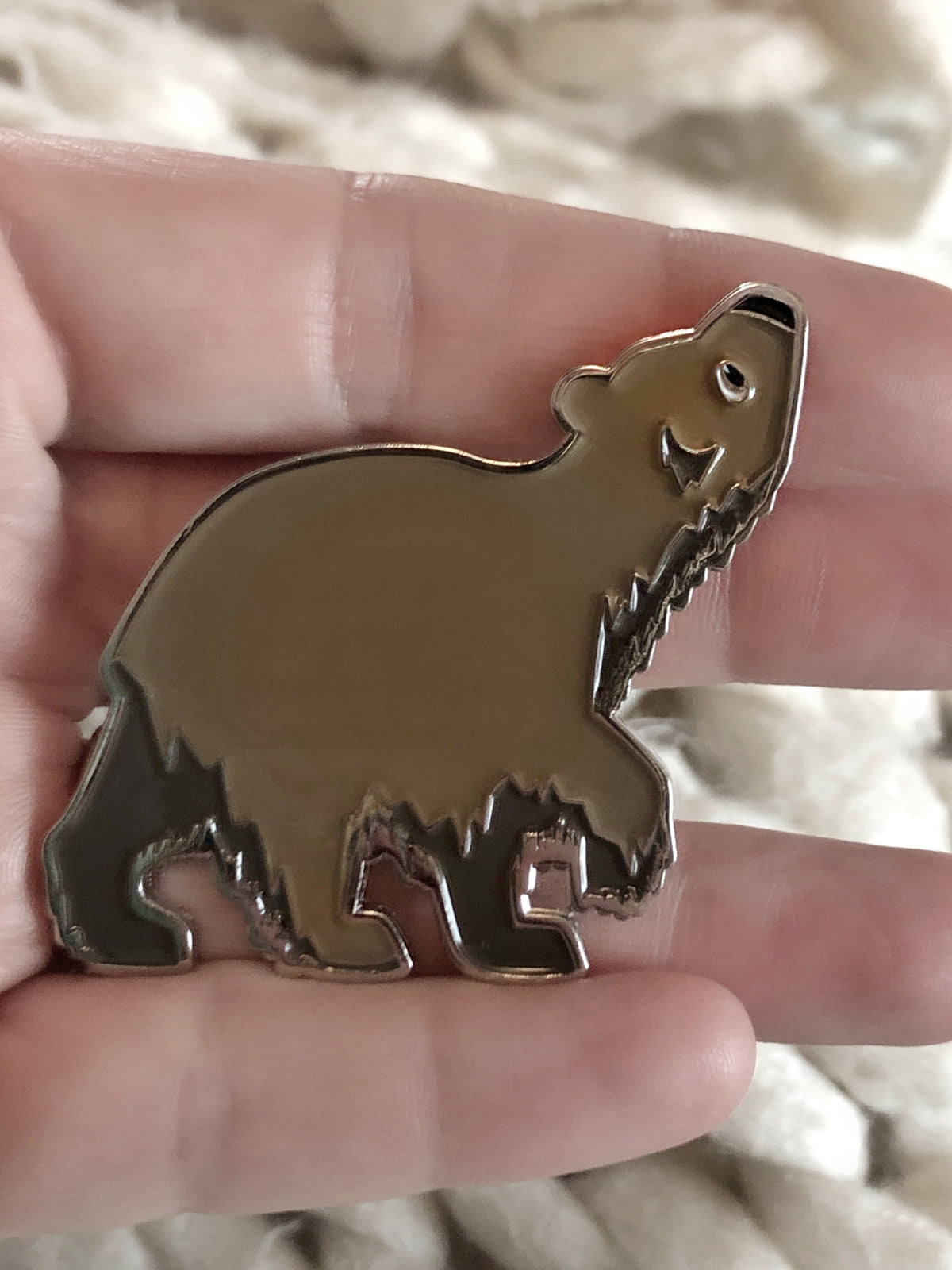 Rob Kaz, Pins With Character - Tahoe the bear